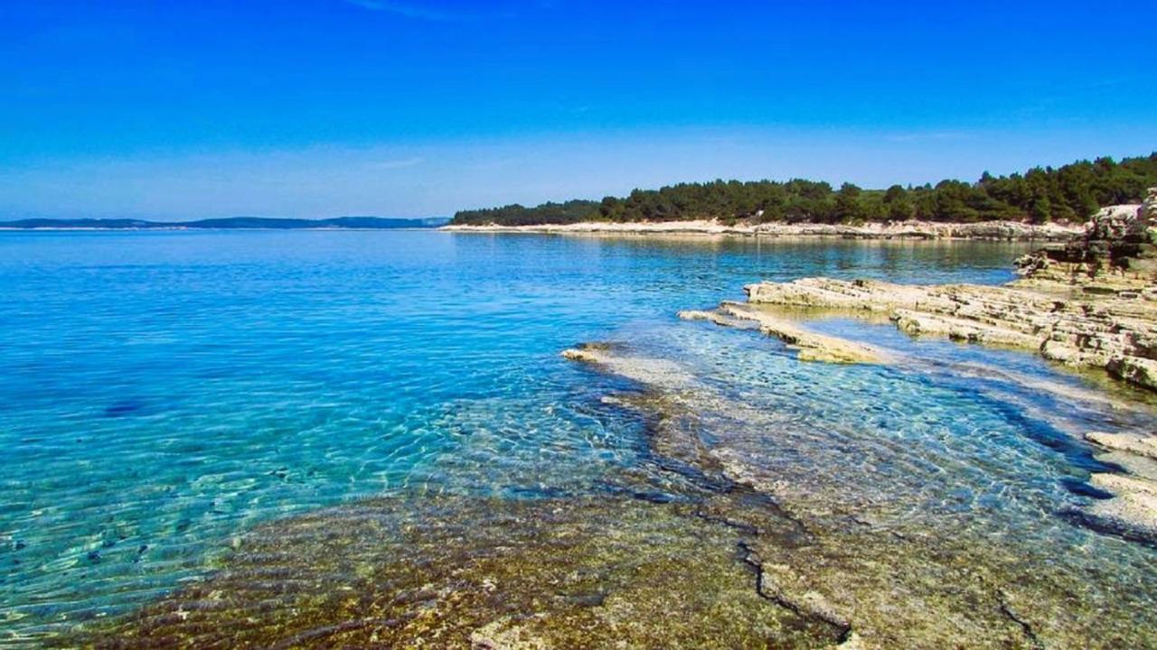Holiday Home Zora - Family Vacation House Near Protected Area Of The Nature Park Kamenjak, With Green Yard, Wifi, Air-Con Premantura Esterno foto